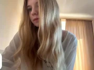 georgietiogangco — Goal : shorts halfway down o.o I'm Chloe (Ticket show today:)) #new #shy #petite #teen #18 [449 tokens remaining]