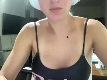 stassiethatsororitygirl — #vibratoratgoal #tiptostrip #nicetits #cleaning #spinwheel #pvtopen [1413 tokens remaining]