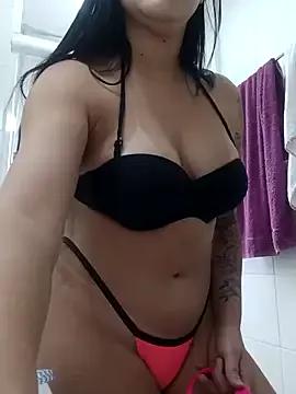 BellaEmber — Peladinha + siririca