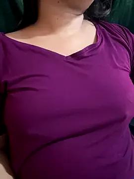 Maggi-is-back — Off saree