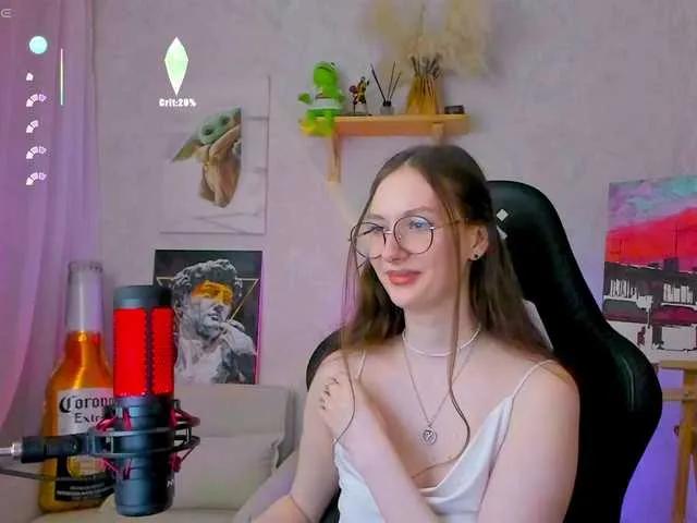 -Lovely on BongaCams