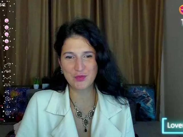 AliannaSoloKisses on BongaCams 