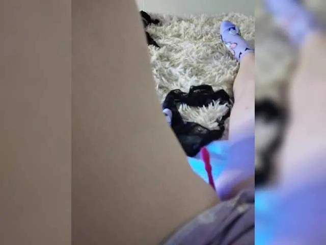 amazingtits-5D on BongaCams 