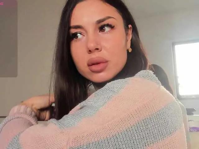 BongaCams AmiraRosse is Freechat AmiraRosse — When you give me continuous TIP, it makes me wet