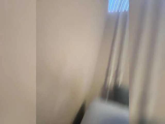 BichPussy52 on BongaCams