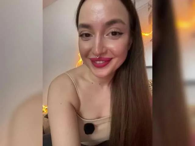 BongaCams ChloeMeow is Freechat ChloeMeow — Kind energy, playful smiles, and people who know how to make me laugh