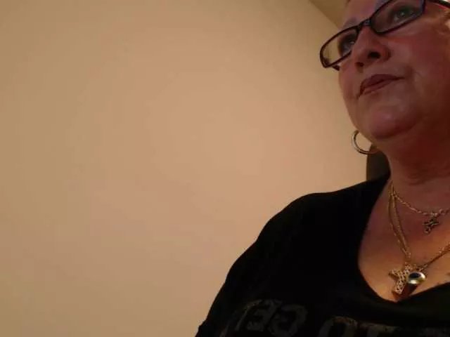 Connyat99 on BongaCams 
