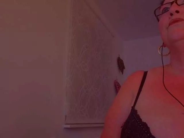 Connyat99 on BongaCams 