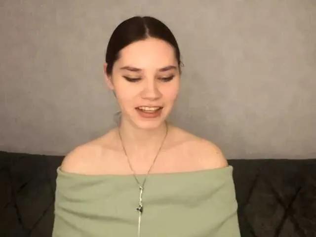 ElinOroz on BongaCams