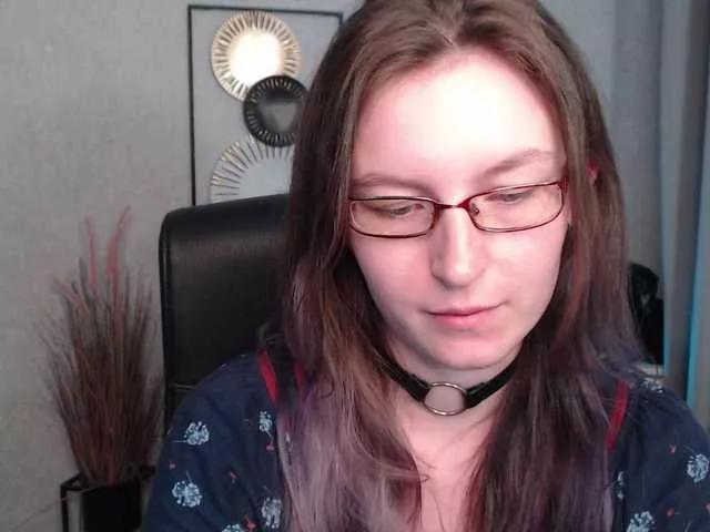 EmmaHeart on BongaCams 