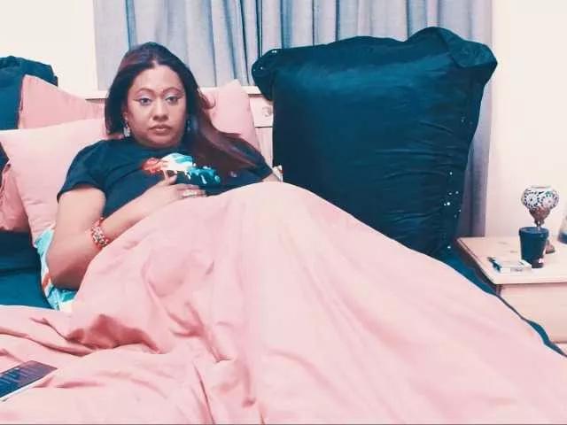 Indianlust69 on BongaCams 