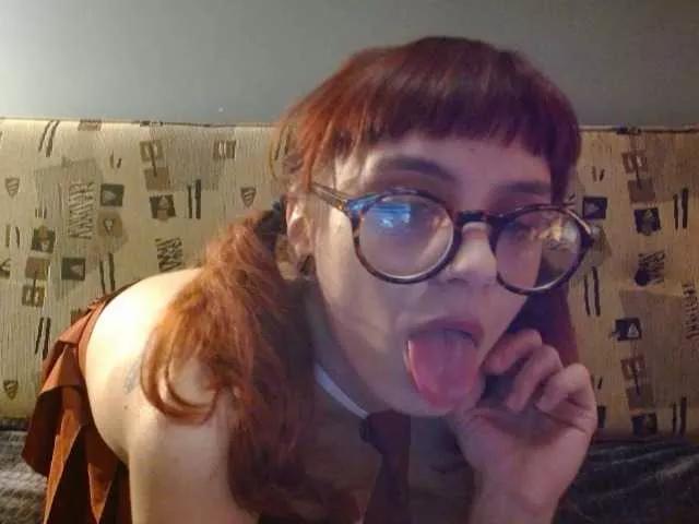 kinkyone-olga on BongaCams 