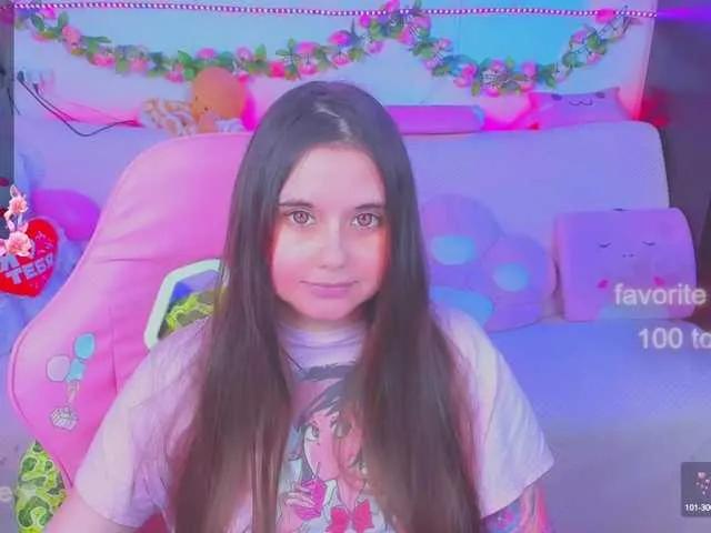 LittleKitsune on BongaCams 