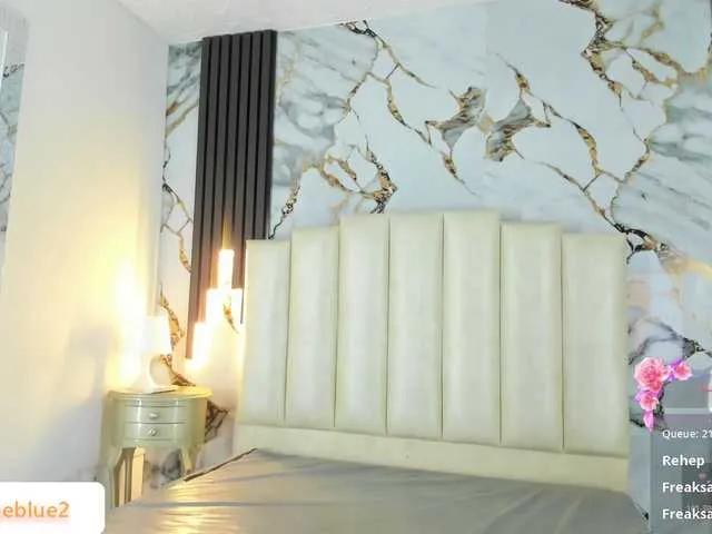 mollieblue69 on BongaCams 