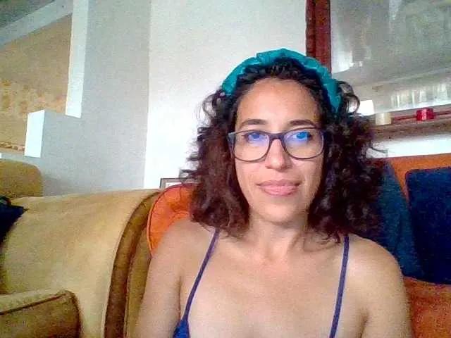 TanniaMarquez on BongaCams 