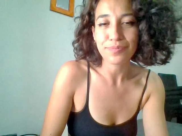 TanniaMarquez on BongaCams 