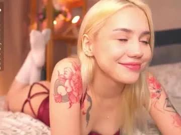 blue_bow — Goal: I'm teasing you with my tits in a sexy way [99 tokens left] #new #18 #teen #cute #young