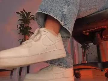 Chaturbate charlotte__grey is Freechat charlotte__grey — Naughty girl with naught feet, come and enjoy it #feet #latina #pantyhose #leggings #hairypussy