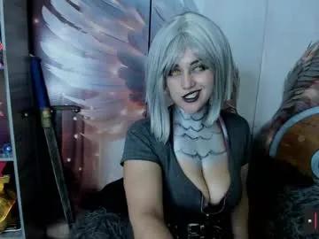 cristina_blue21 — show titis [30 tokens left] 