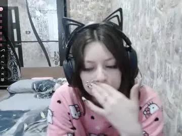 dawndollins — GOAL:  airkiss for you ! my name is Alice and I'm a gamer!   #tease #18 #shy #skinny #young [25 tokens remaining]