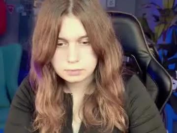 fioramarmoris — GOAL: change angle to ass [982 tokens remaining] Let's do it... #curvy #daddysgirl #student #pawg #nonude