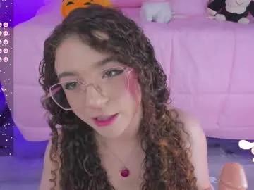 hannacutegod on Chaturbate 