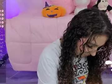 hannacutegod on Chaturbate 