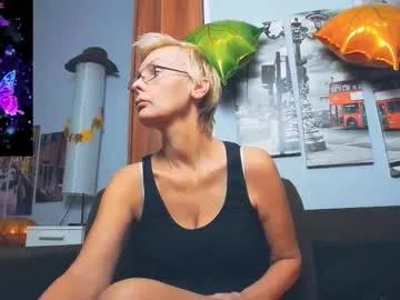 Chaturbate helgahimmele is Freechat helgahimmele — Goal: Help me make u happy! My mind open and my body awesome! #mature #milf #skinny #lovense