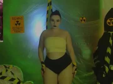 iwi_wi_wi on Chaturbate 