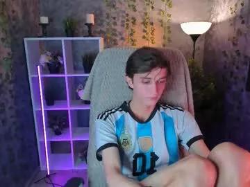 john_weasley — (   )  Fountain of hot cum  #gay #cum #twink #men [872 tokens remaining]