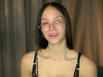 mariannsullivant — Hello my love, welcome to my hot room! Goal: Tease you my finger on mouth<3 #teen #18 #new #shy #natural [18 tokens remaining]