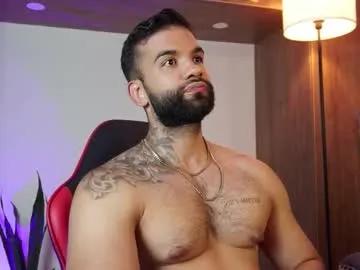 mark_hazze — sexy naked [150 tokens left] #hairy #bigcock #latino #lovense #muscle