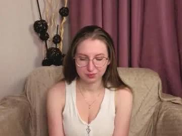 oliviavele — GOAL: Put me in Doggy [100 tokens remaining] Welcome to my room! #shy #blonde #18 #bigboobs #new
