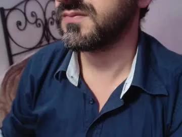 Chaturbate under_thedesk is Freechat under_thedesk — welcome! private is open - #smoke #daddy #straight #beard #italian