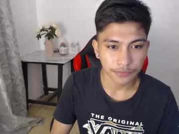 urcuteguy_jhonx on Chaturbate 