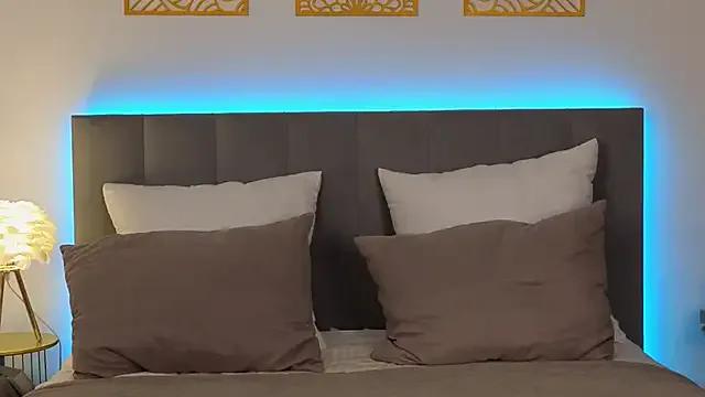 adele_armass — Make a funny cute face