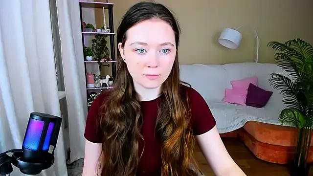 AlluringLookk on StripChat 