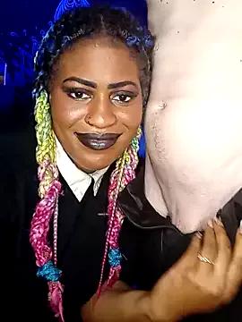 AmazonianMistress on StripChat 