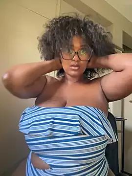 StripChat Amina007 is Freechat Amina007 — Be a sweetheart & buy me a Domi