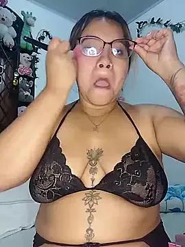 AsshleyVillaloboss on StripChat 