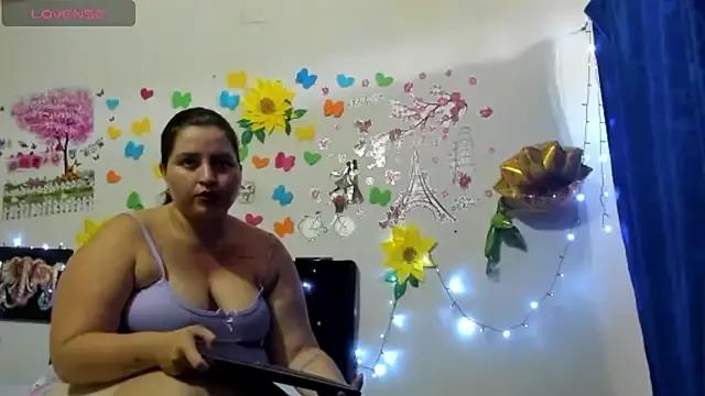 bonnyy26 on StripChat 