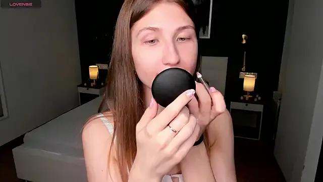 StripChat EditaBand is Freechat EditaBand — sexy pillow ride