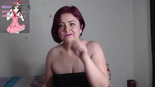 StripChat evangeline_lover is Freechat evangeline_lover — tits in oil