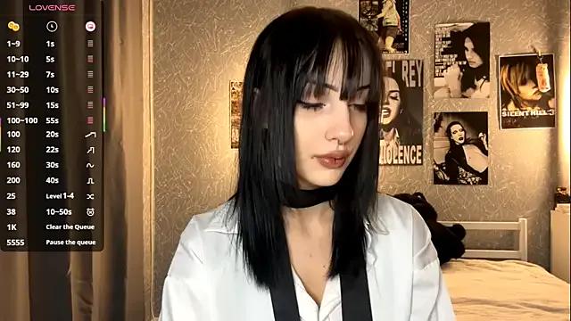 StripChat ForeTiff is Freechat ForeTiff — Sucking him really deep