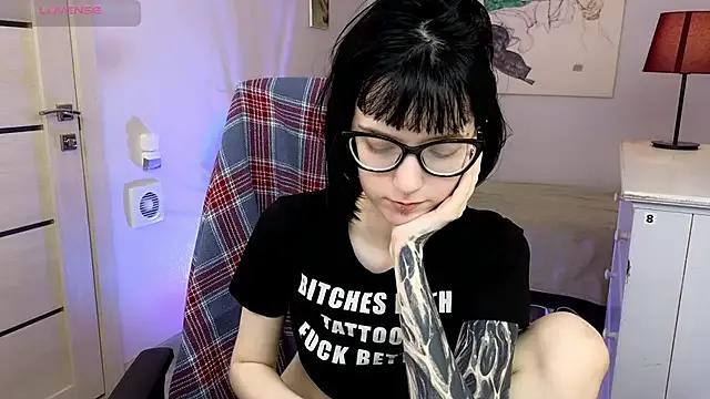 HazelTompson — doggy without panties