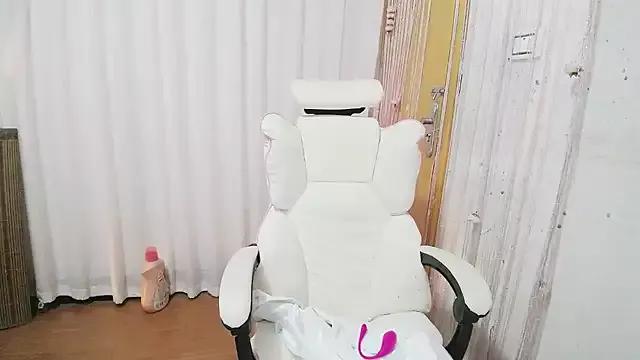 hebe-02 on StripChat 