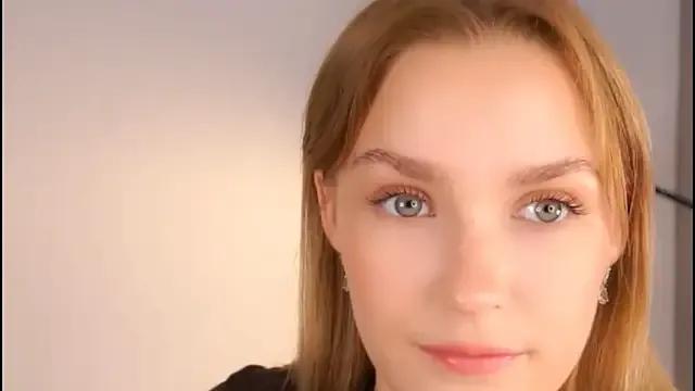 Helenspenss_ on StripChat 