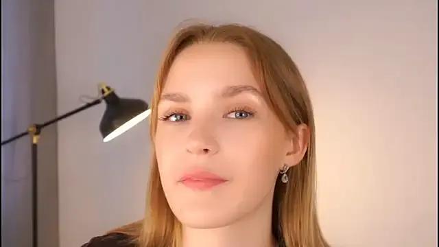 Helenspenss_ on StripChat 