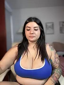 horny_roomiess — squirt