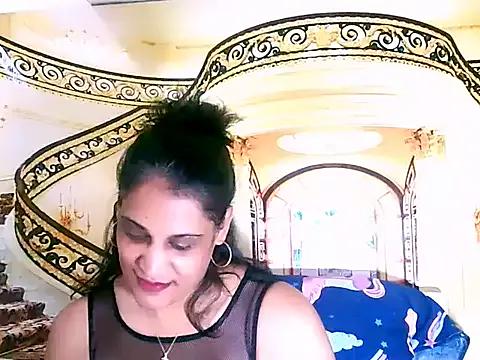 IndianSexcSmyle on StripChat 